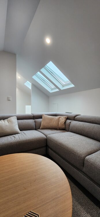 Massive Extension with Street View Barely Changed in Seddon Lounge