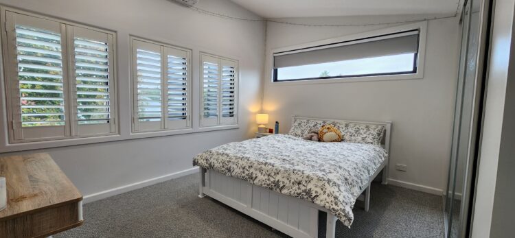 Massive Extension with Street View Barely Changed in Seddon Bedroom