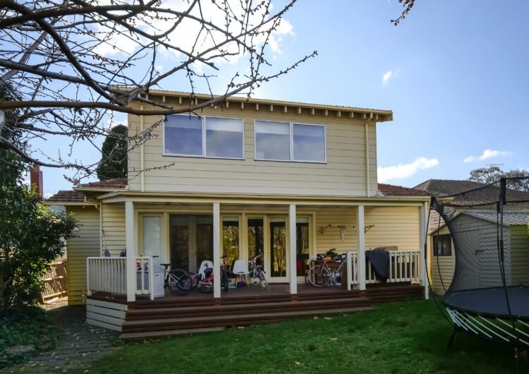 Californian Bungalow in Ivanhoe with the Original Street Appeal - Back View After