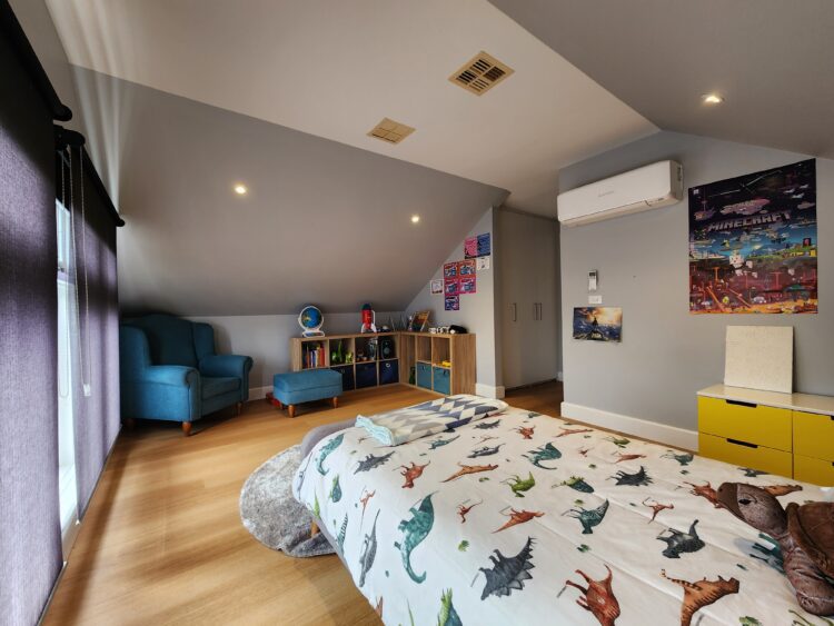 Period Home in Maribyrnong Gained Huge In-roof Space - Bedroom 1